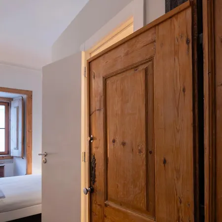 Portuguese Charm By Lovelystay Guest house