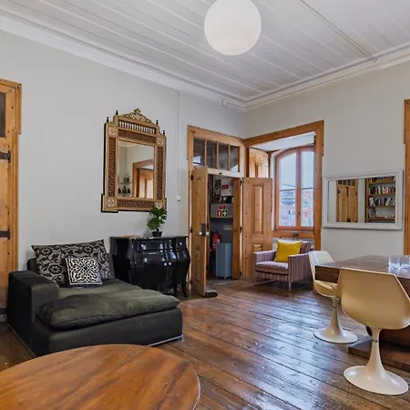 Portuguese Charm By Lovelystay Gasthof Lissabon